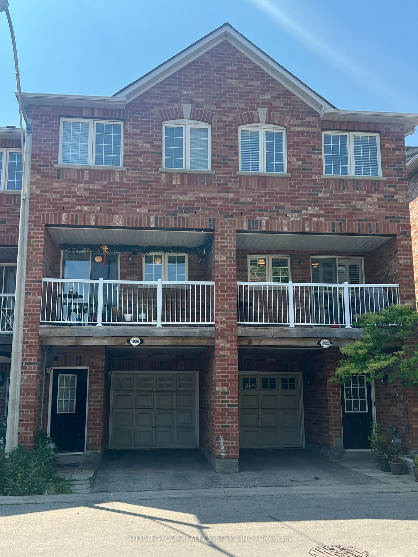 Townhomes of St. Clair I, West End, Toronto