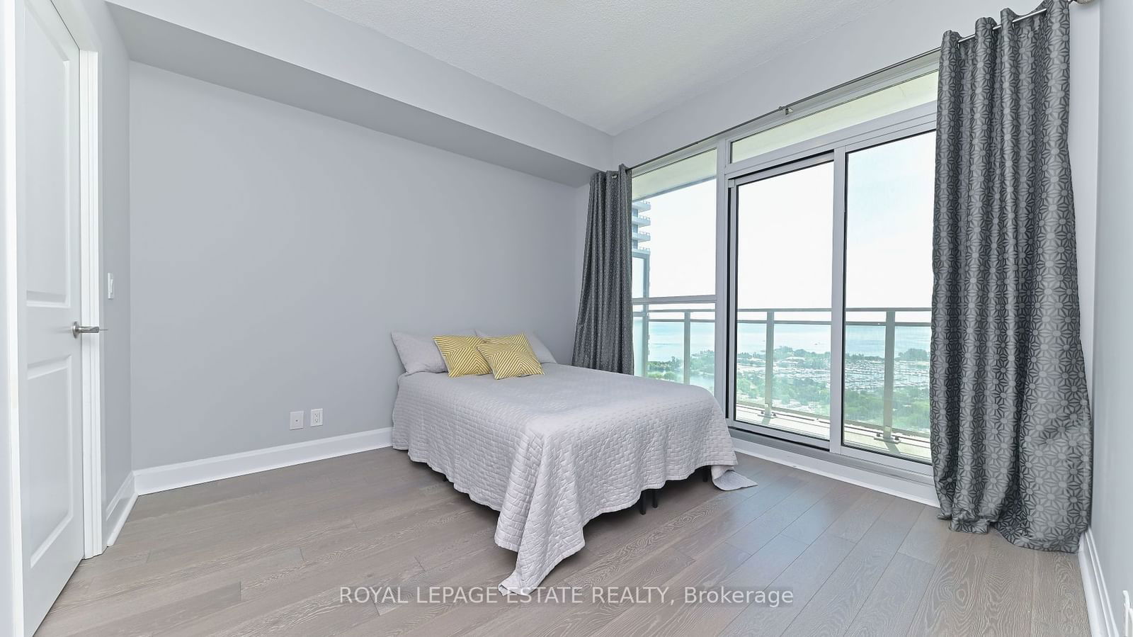 33 Shore Breeze Dr, unit 2901 for rent - image #12