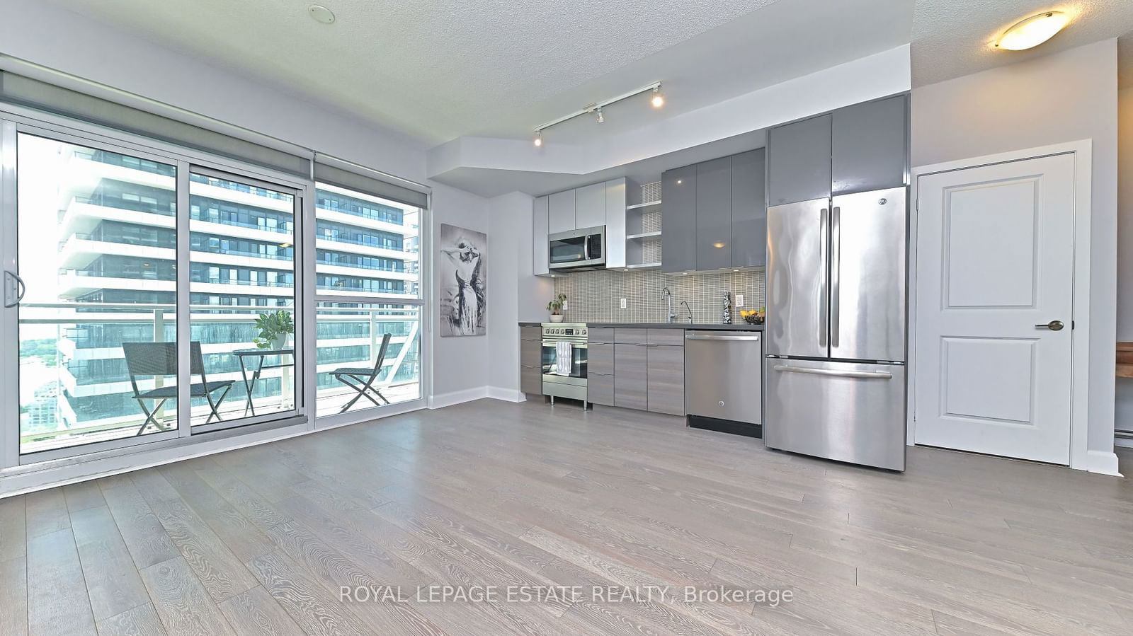 33 Shore Breeze Dr, unit 2901 for rent - image #8