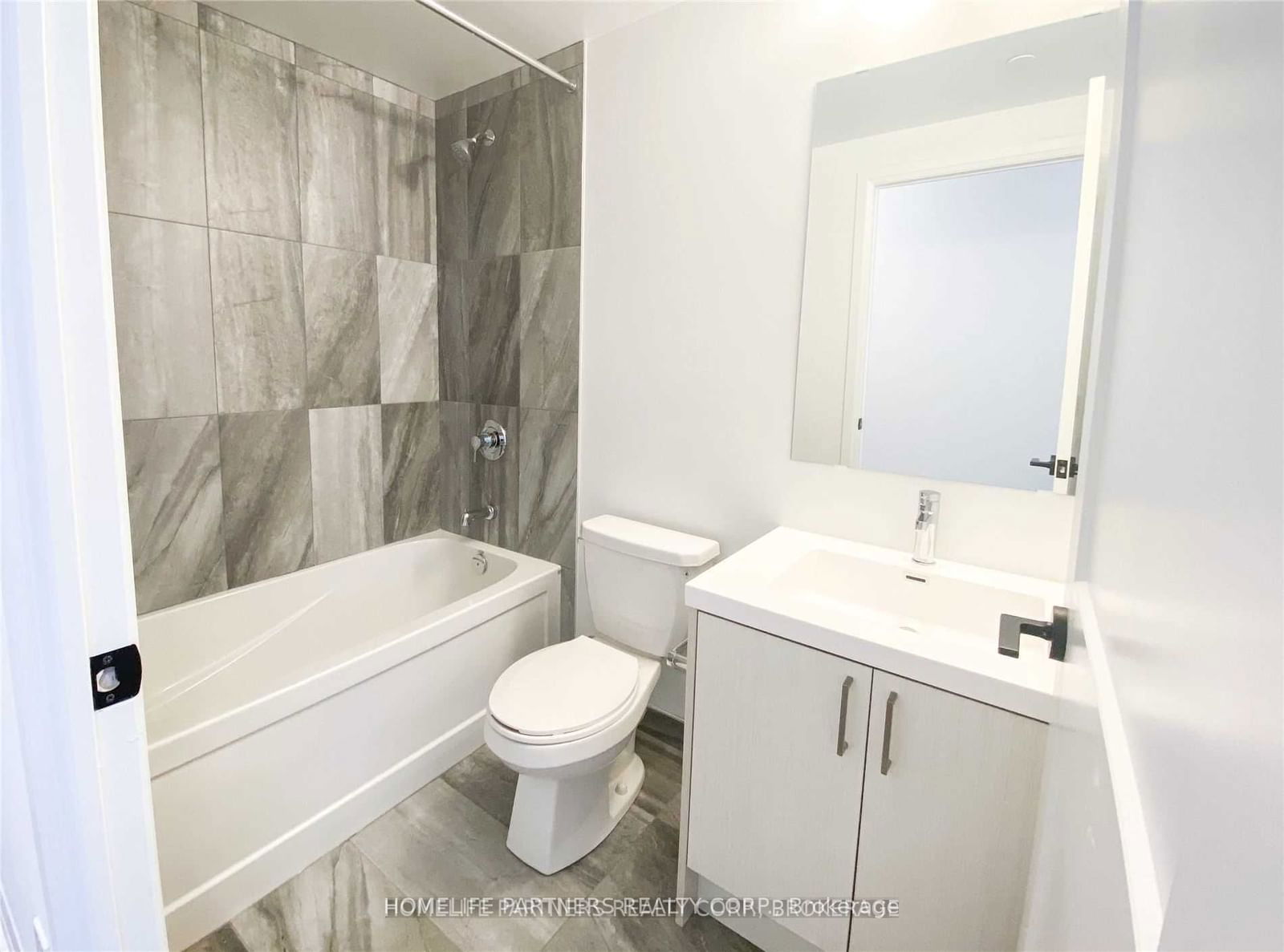 50 George Butchart Dr, unit 513 for rent - image #17