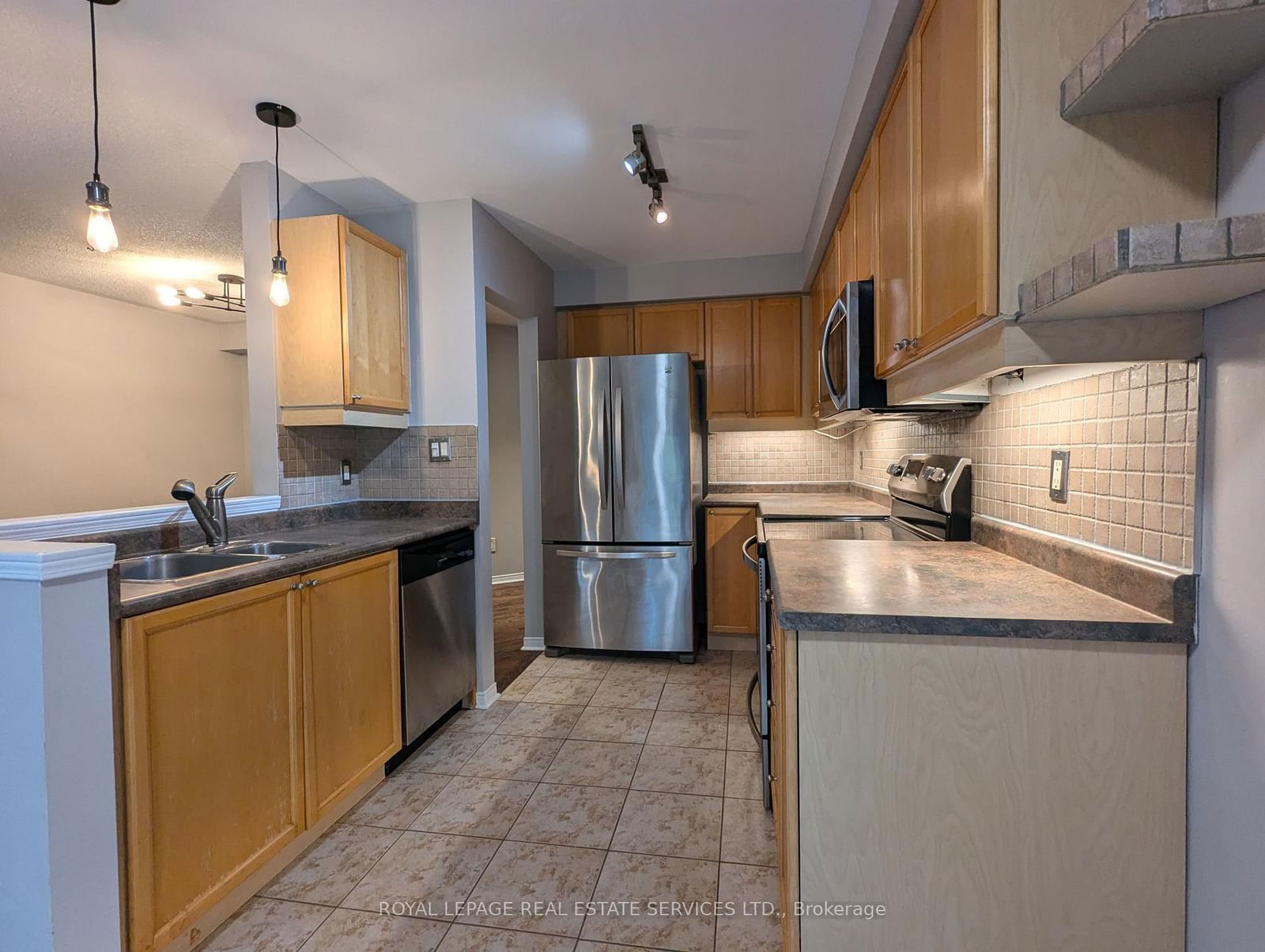 1084 Queen St W, unit 47B for sale - image #3