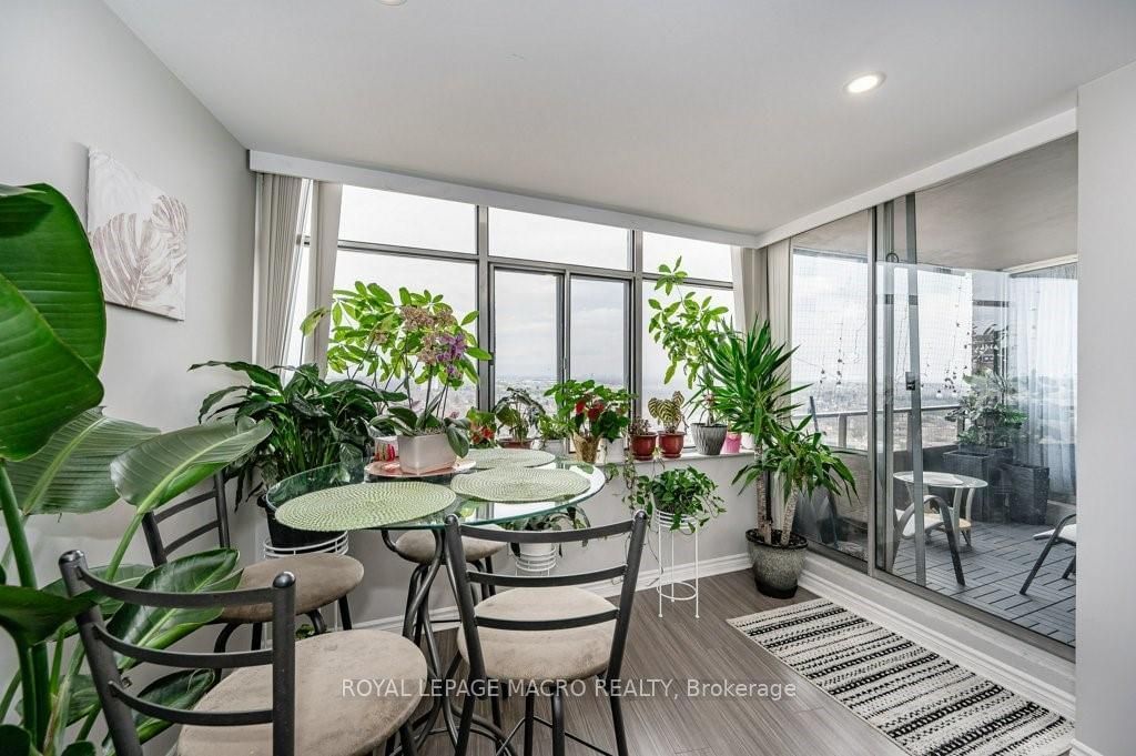 3100 Kirwin Ave, unit 2102 for sale - image #14