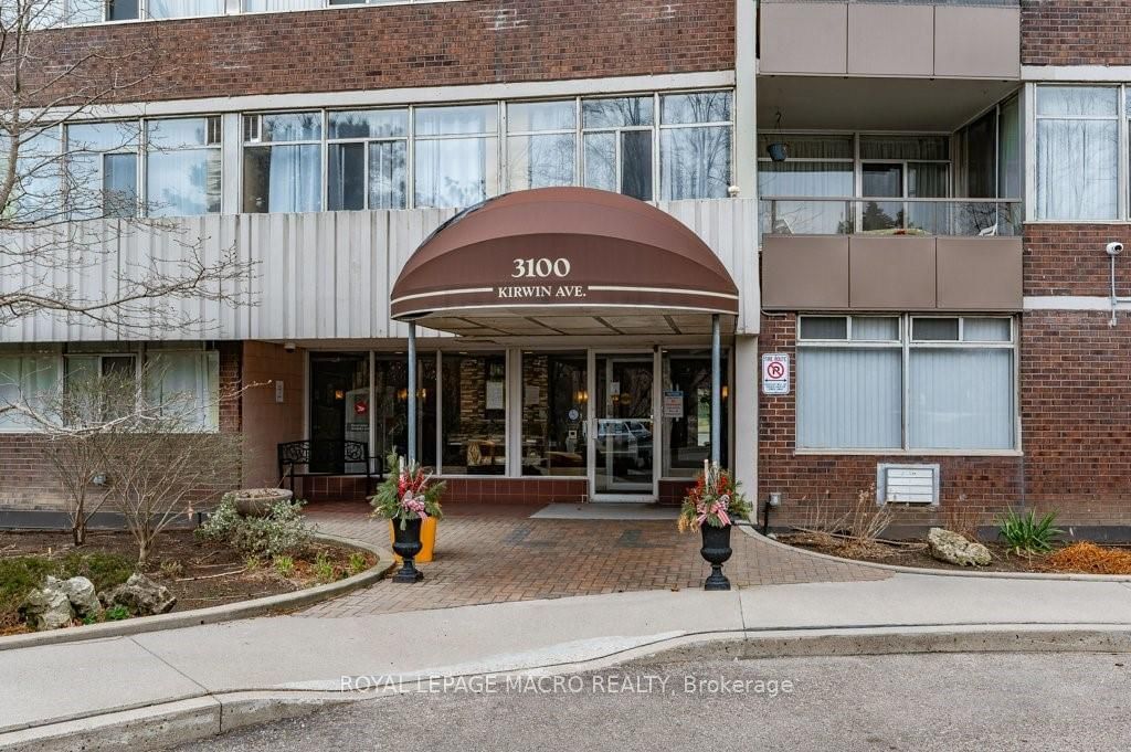 3100 Kirwin Ave, unit 2102 for sale