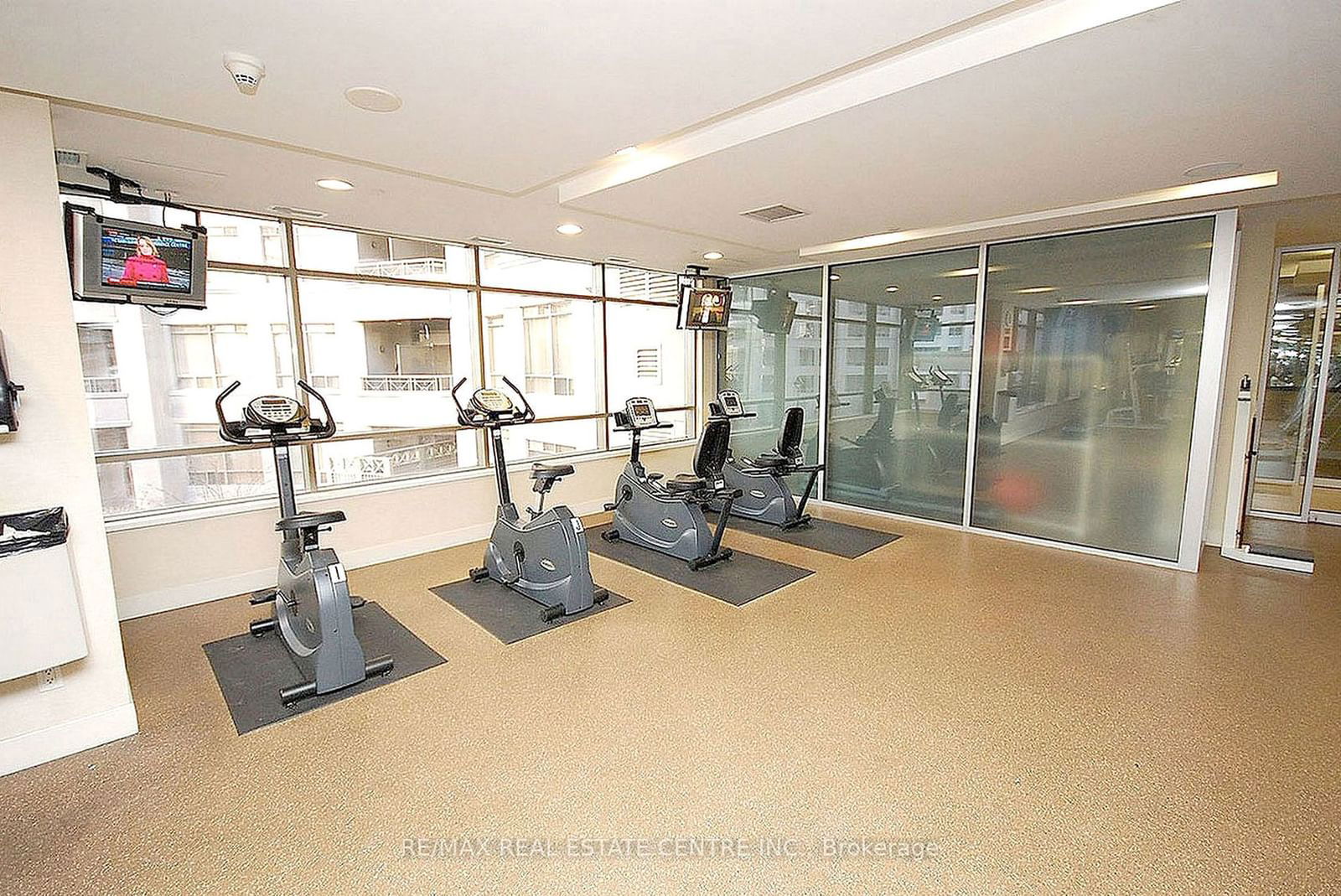 3880 Duke Of York Blvd, unit 1610 for sale - image #32