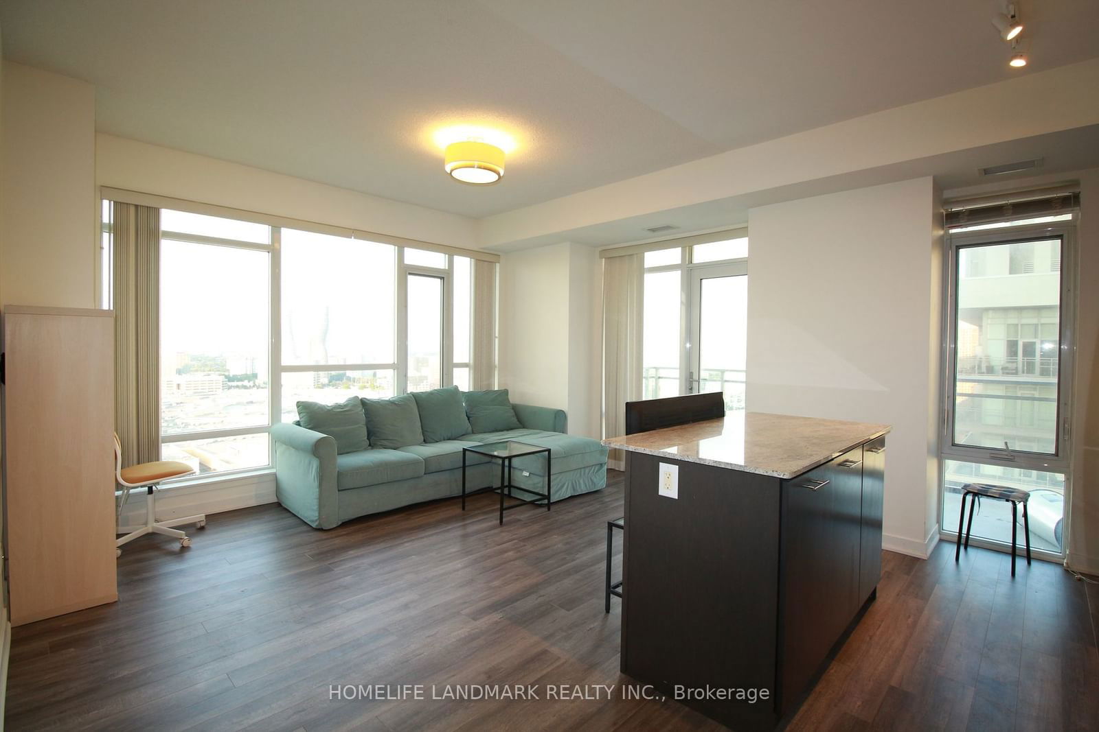 360 Square One Dr, unit 2202 for rent - image #3