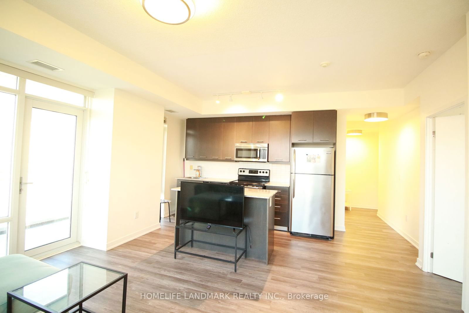 360 Square One Dr, unit 2202 for rent - image #4