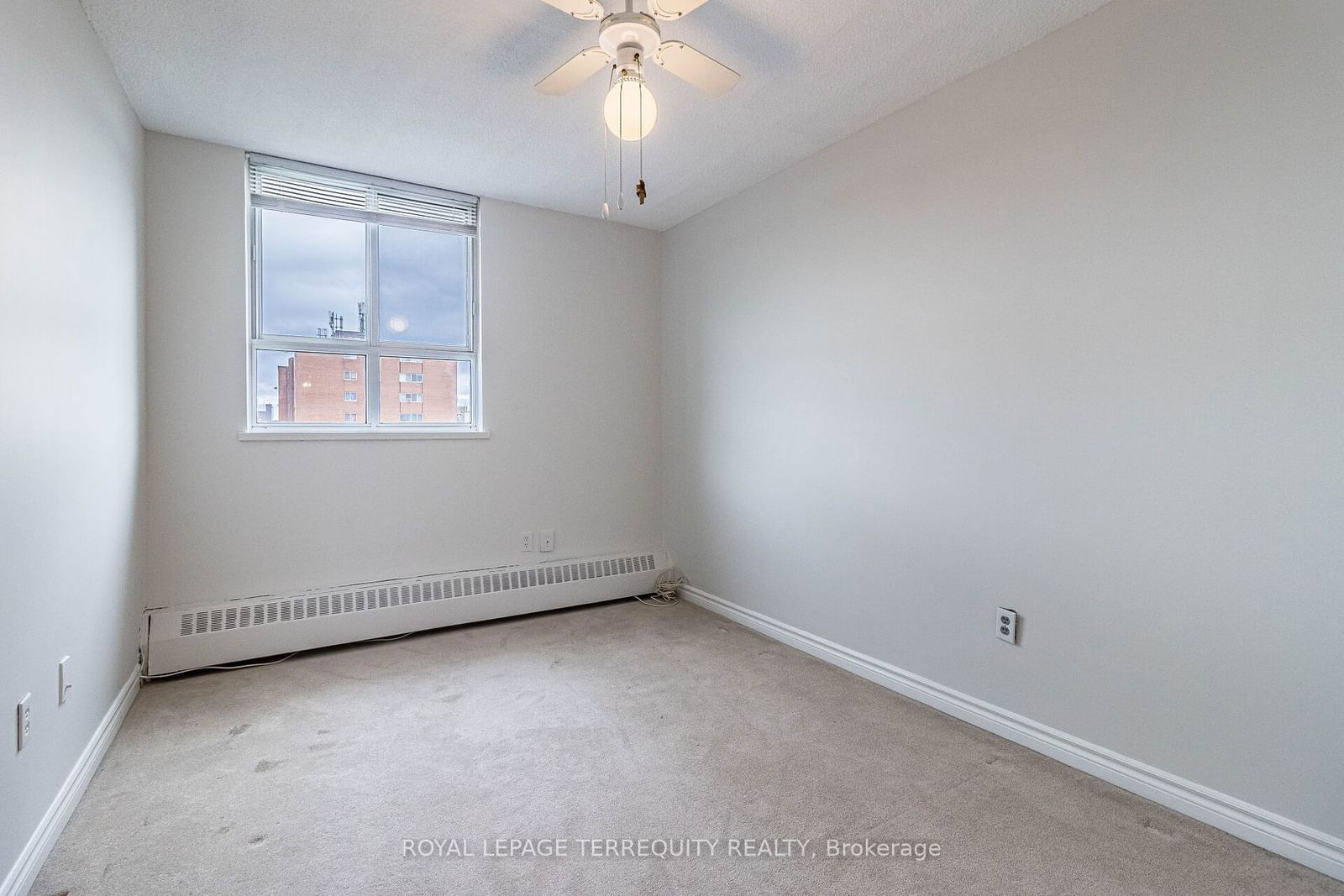 1625 Bloor St E, unit 823 for sale - image #25