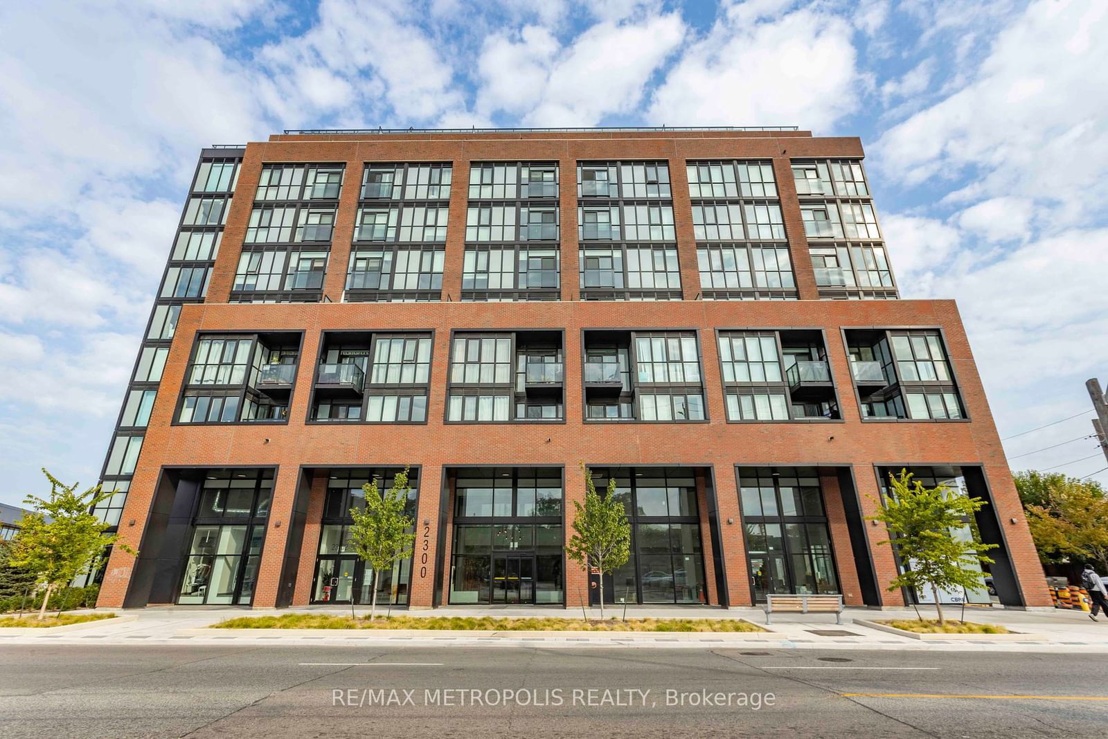 2300 St Clair Ave W, unit 308 for sale