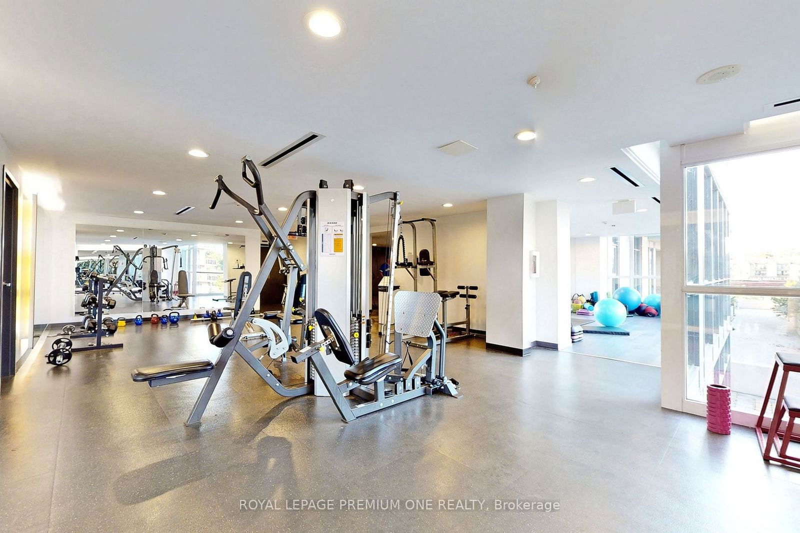 1940 Ironstone Dr, unit 416 for sale - image #34