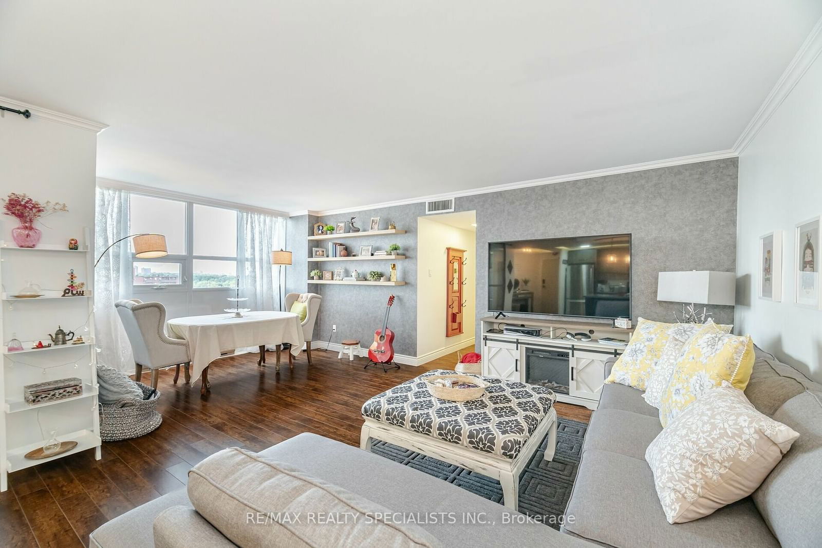 2323 Confederation Pkwy, unit 1008 for sale - image #16