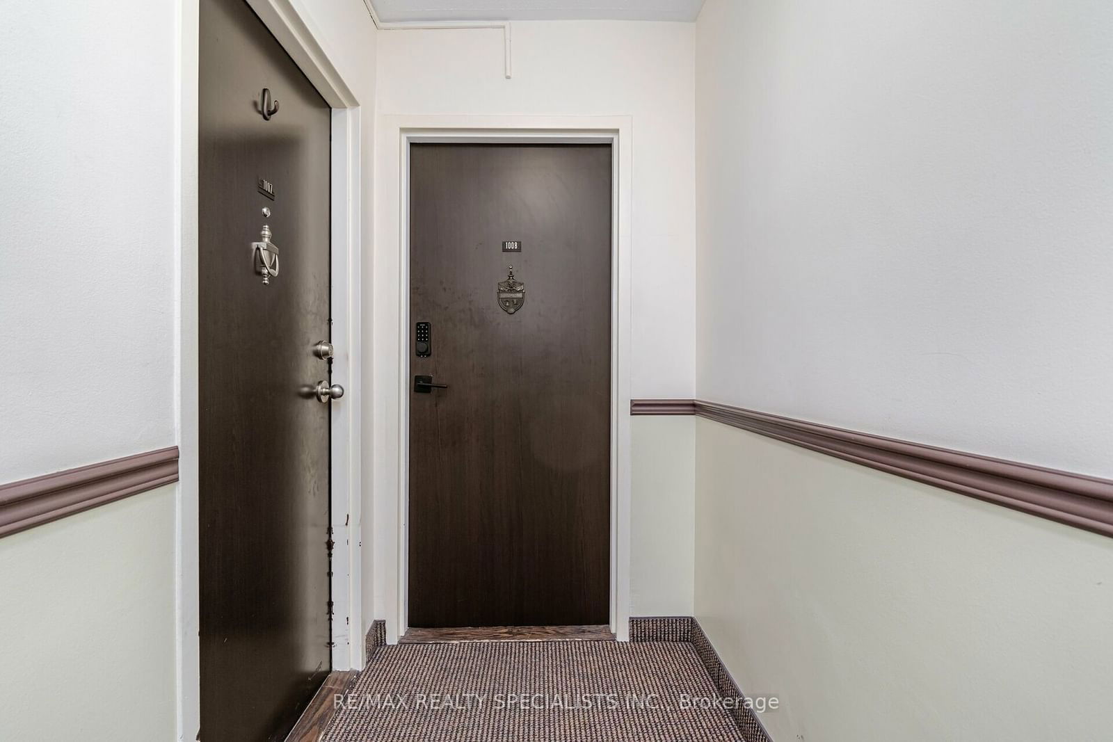 2323 Confederation Pkwy, unit 1008 for sale - image #4