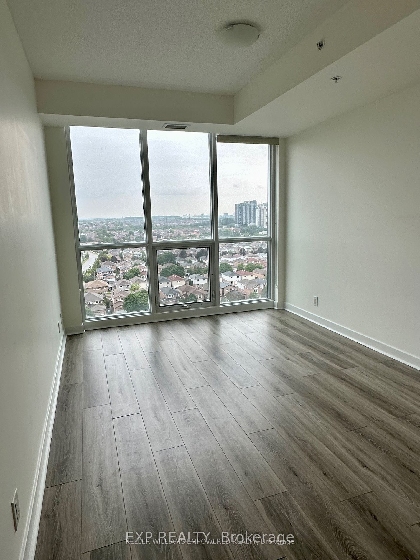 3985 Grand Park Dr, unit 1308 for rent - image #11