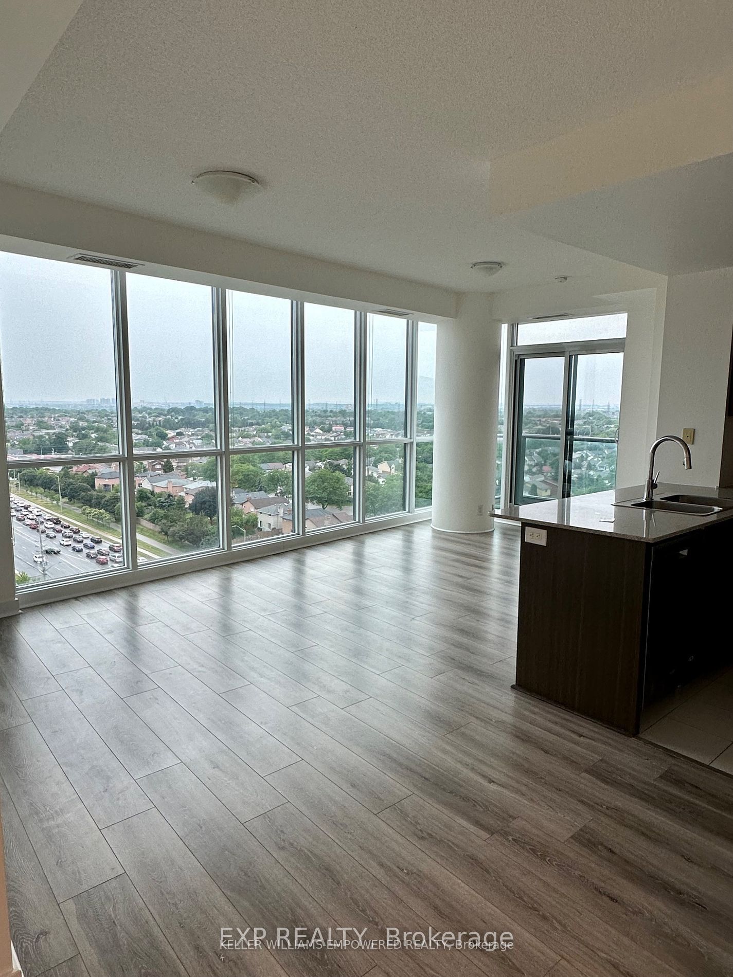 3985 Grand Park Dr, unit 1308 for rent - image #9