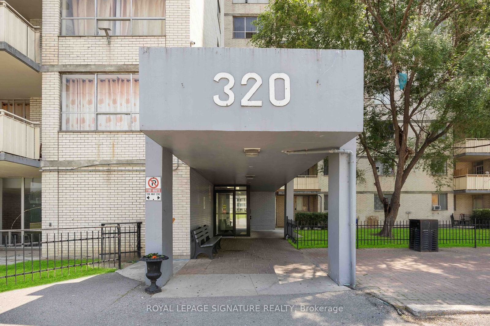 320 Dixon Rd, unit 2315 for sale