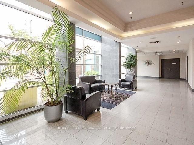 265 Enfield Pl, unit 706 for sale - image #21