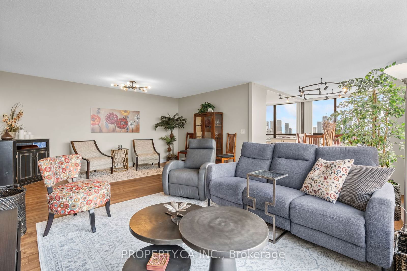 4235 Sherwoodtowne Blvd, unit 1808 for sale - image #4