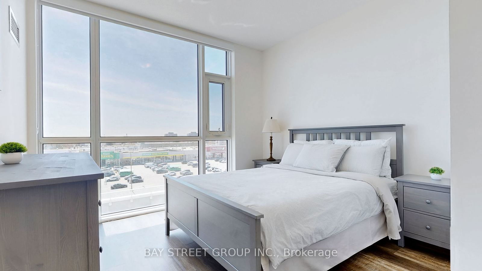 55 Speers Rd, unit 509 for sale - image #17