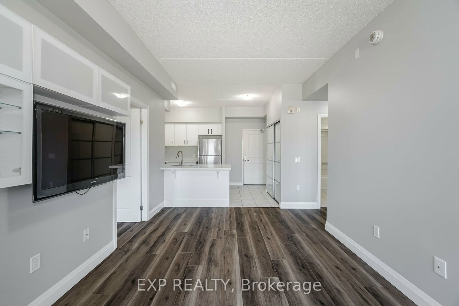 650 Sauve St, unit 110 for sale - image #15