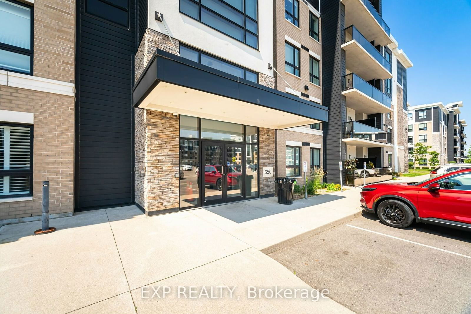 650 Sauve St, unit 110 for sale - image #2