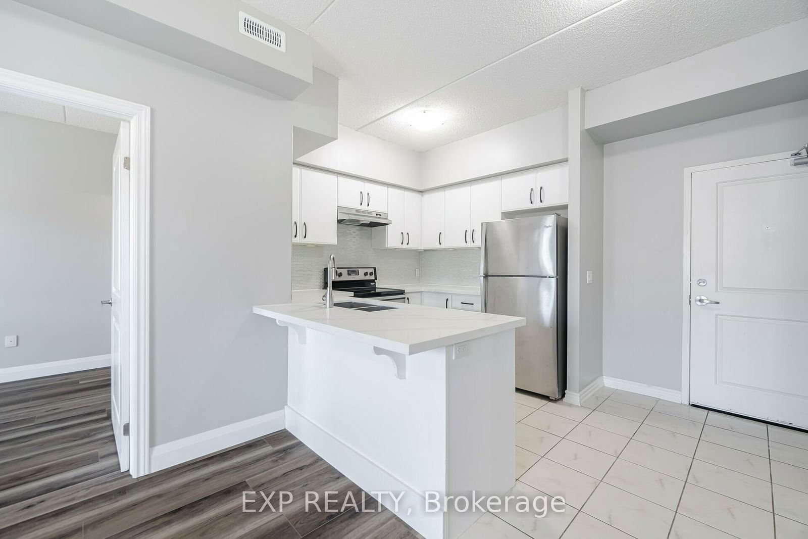 650 Sauve St, unit 110 for sale - image #9