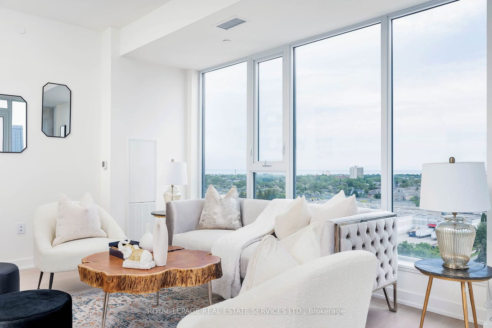 859 The Queensway, unit 903 for sale - image #7