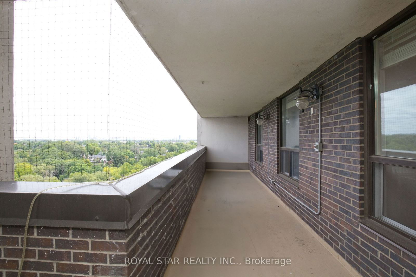 1535 Lakeshore Rd E, unit 1607 for rent - image #30