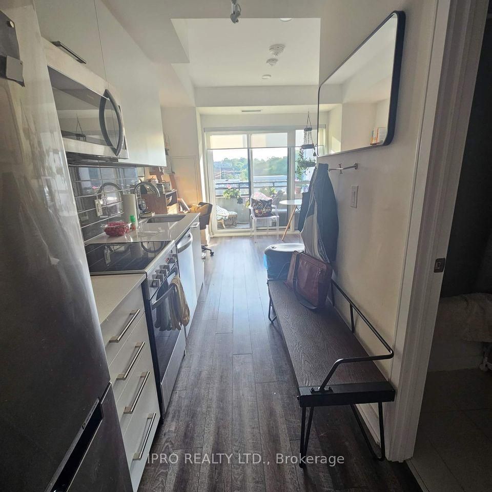 1 Neighbourhood Lane W, unit 505 for rent - image #3