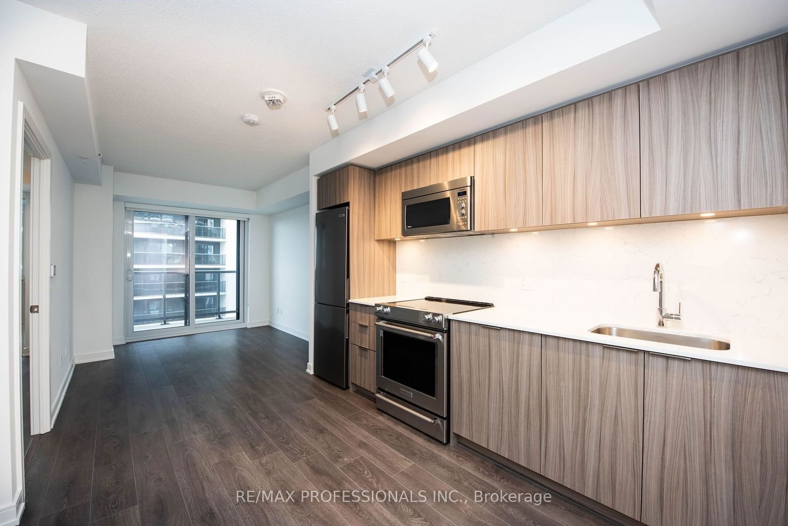 30 Samuel Wood Way, unit 1505 for sale - image #4