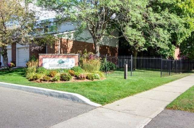 525 Meadows Blvd, unit 31 for sale - image #2