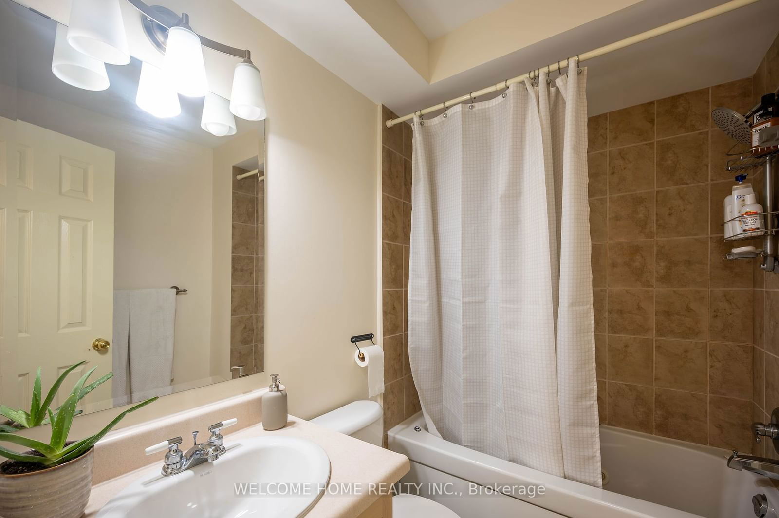 64 Sidney Belsey Cres, unit 303 for sale - image #14