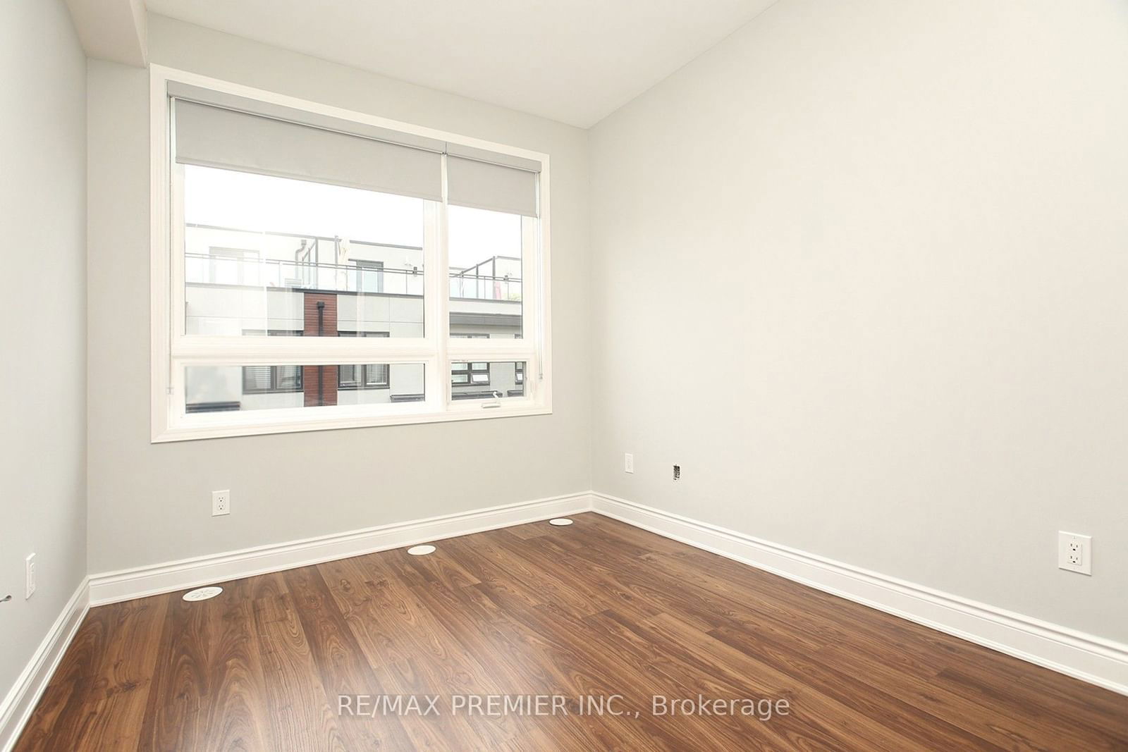 1140 Briar Hill Ave, unit 104 for sale - image #12