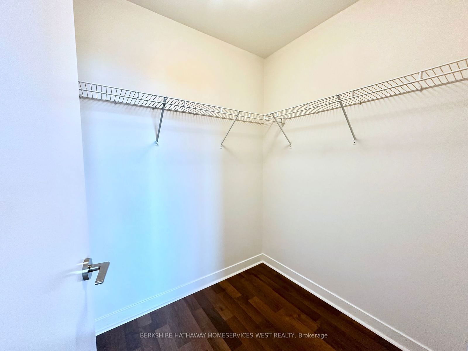 188 Clark Blvd, unit 1401 for rent - image #9