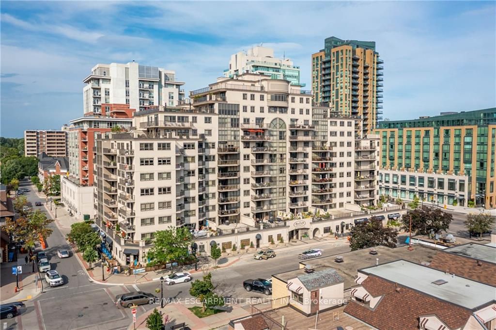 399 Elizabeth St, unit 608 for sale