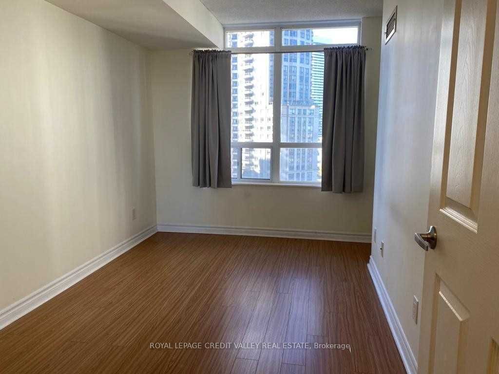 3880 Duke Of York Blvd, unit 1204 for rent