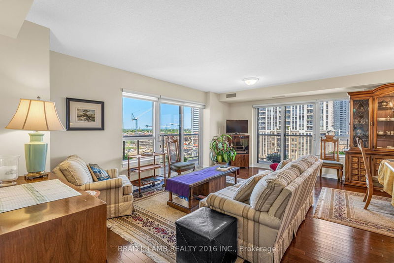 350 Princess Royal Dr, unit 905 for sale - image #1