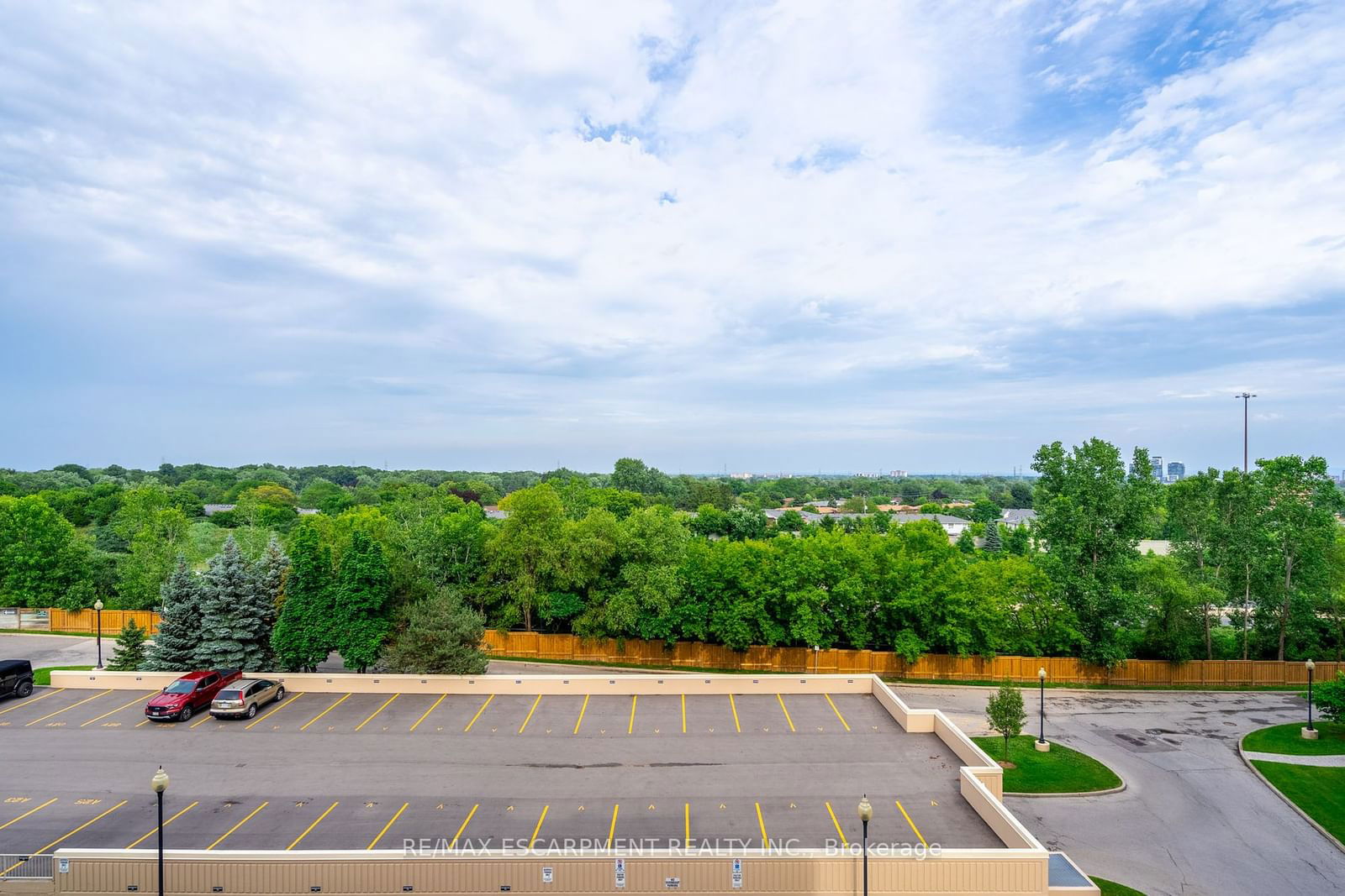 2085 Amherst Heights Dr, unit 501 for sale - image #15