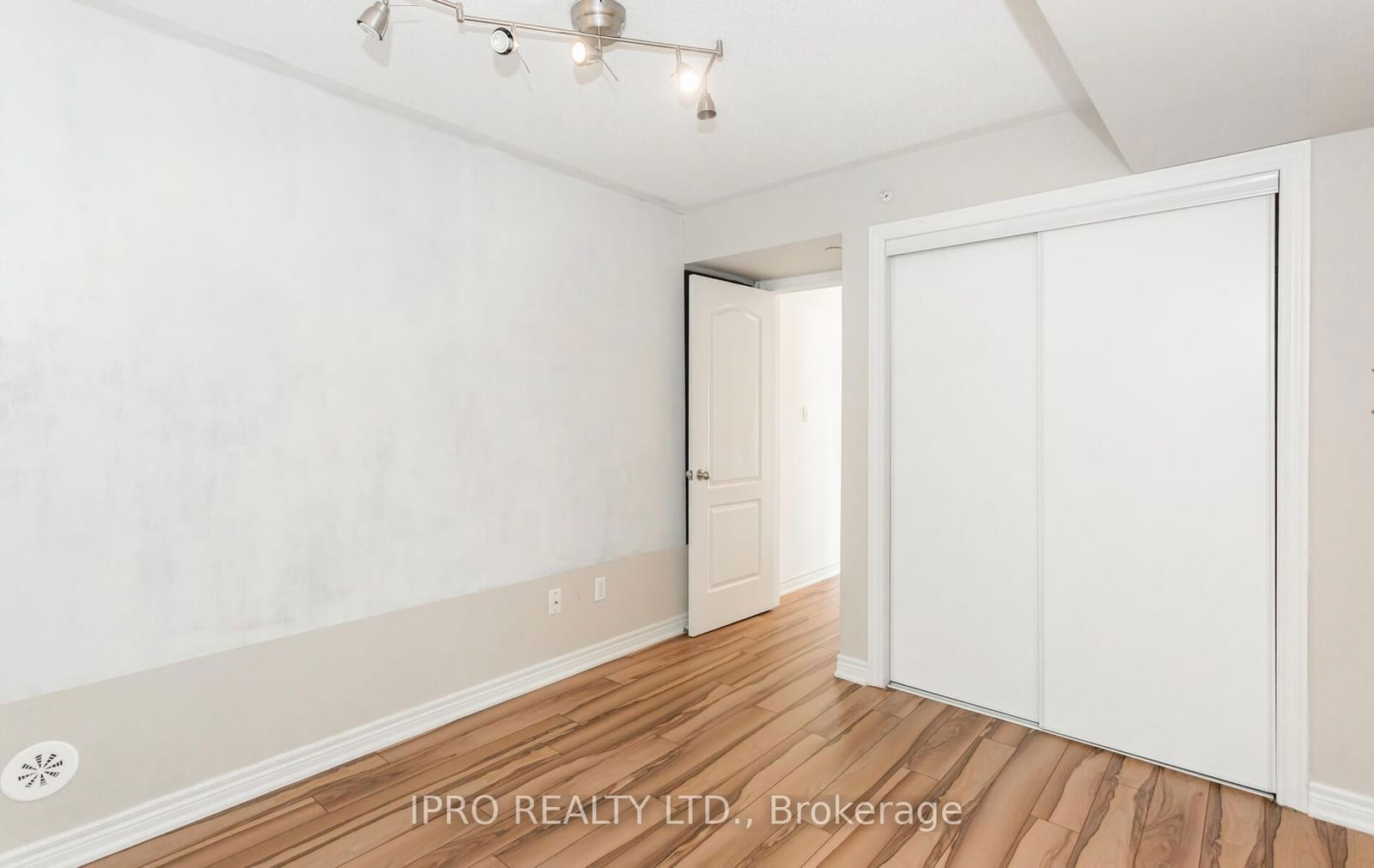 51 Hays Blvd, unit 10 for sale - image #34