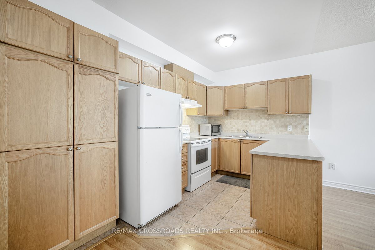 38 Gibson Ave, unit 19 for sale