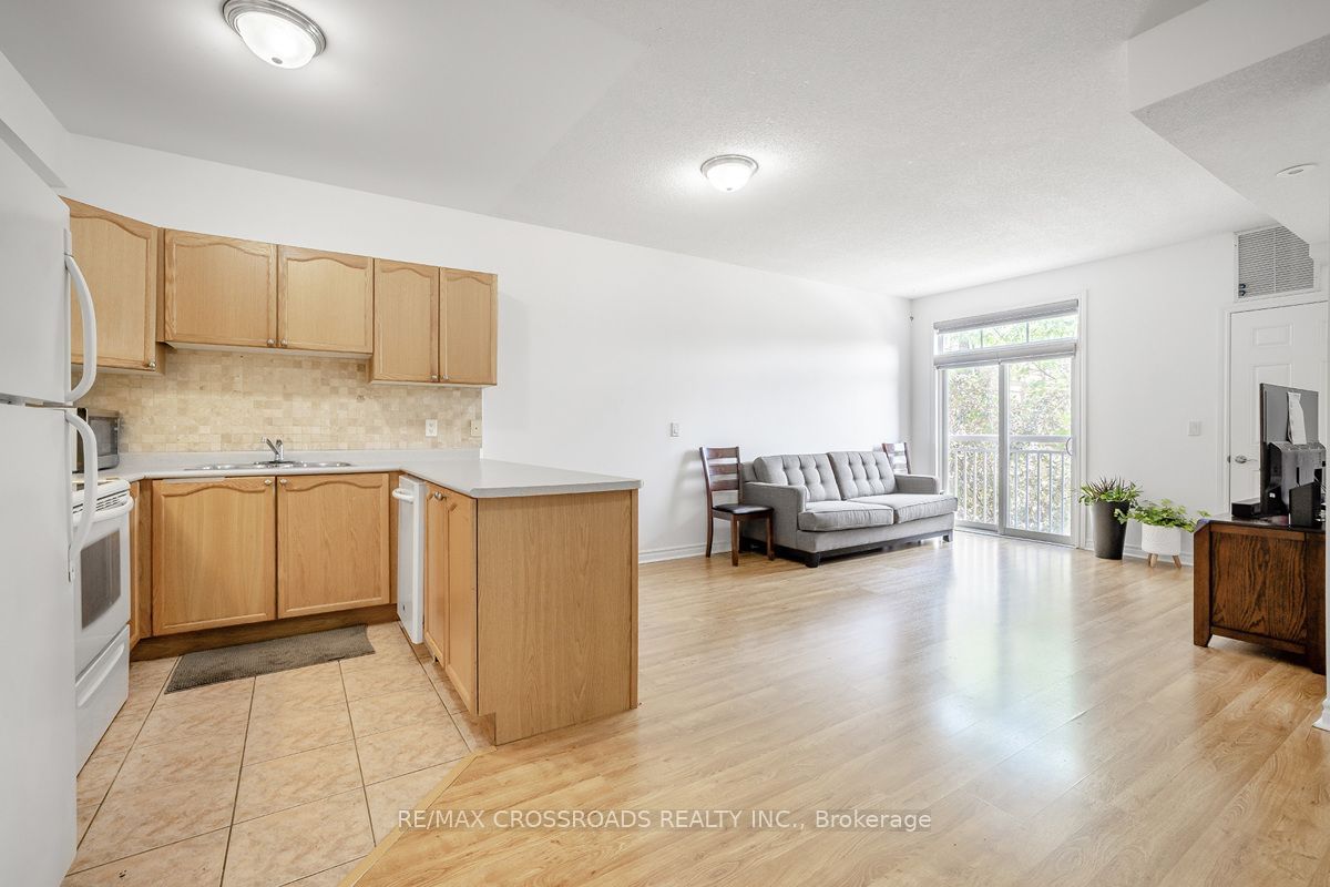 38 Gibson Ave, unit 19 for sale