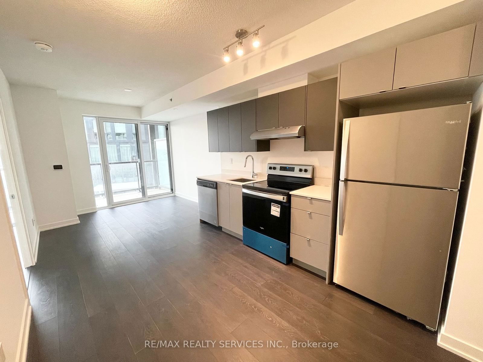 3200 Dakota Common, unit B501 for sale