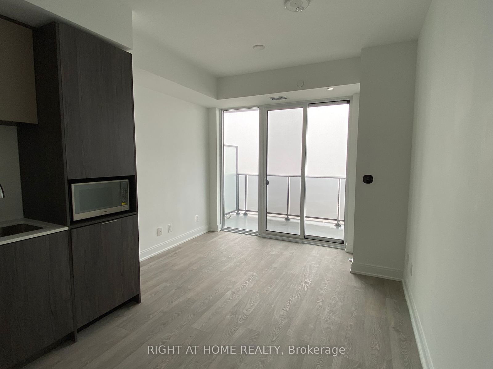 70 ANNIE CRAIG Dr, unit 1710 for rent - image #12