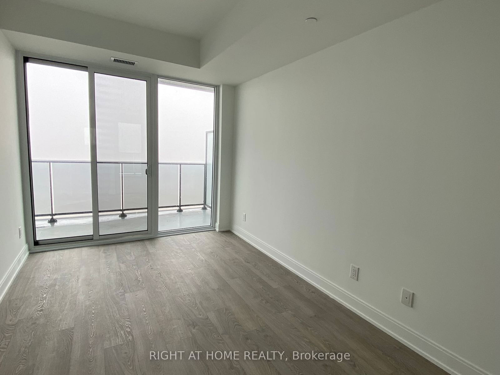 70 ANNIE CRAIG Dr, unit 1710 for rent - image #6