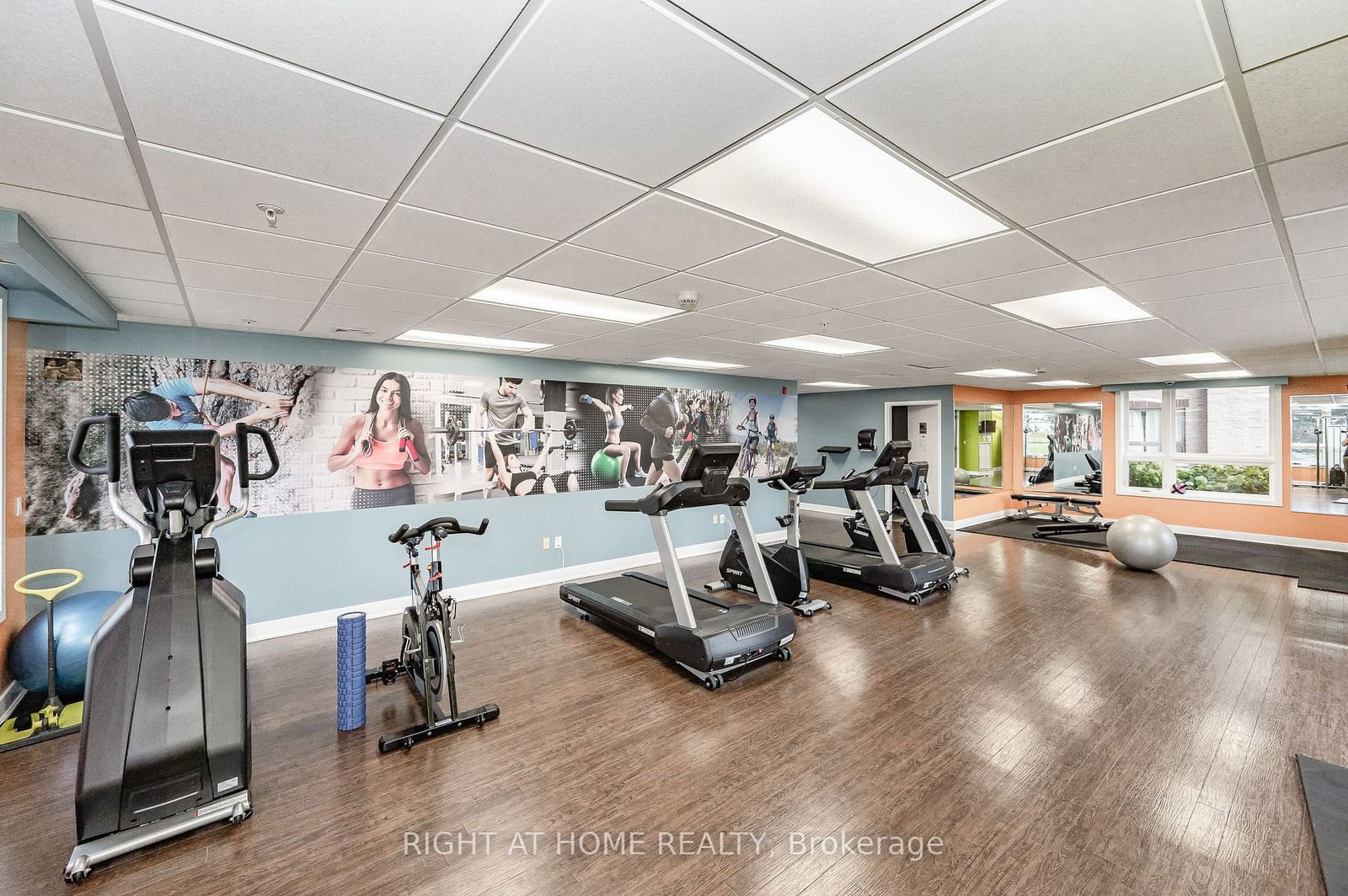 5020 Corporate Dr, unit 107 for rent - image #34