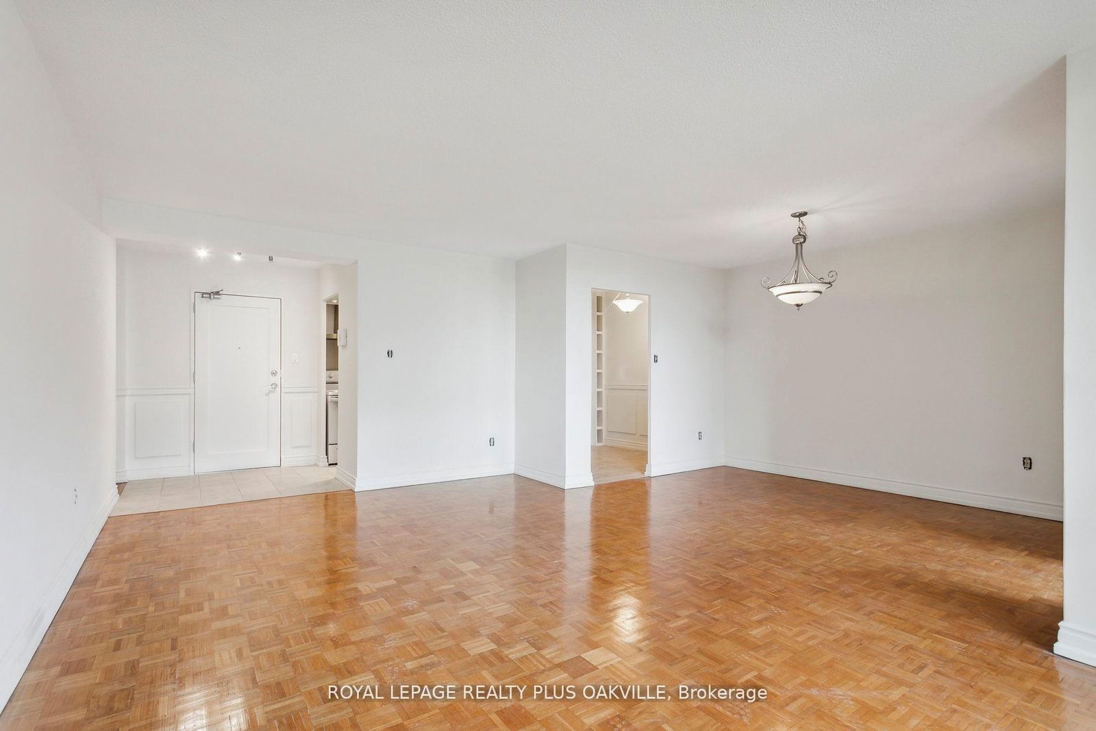 714 The West Mall W, unit 909 for sale - image #13