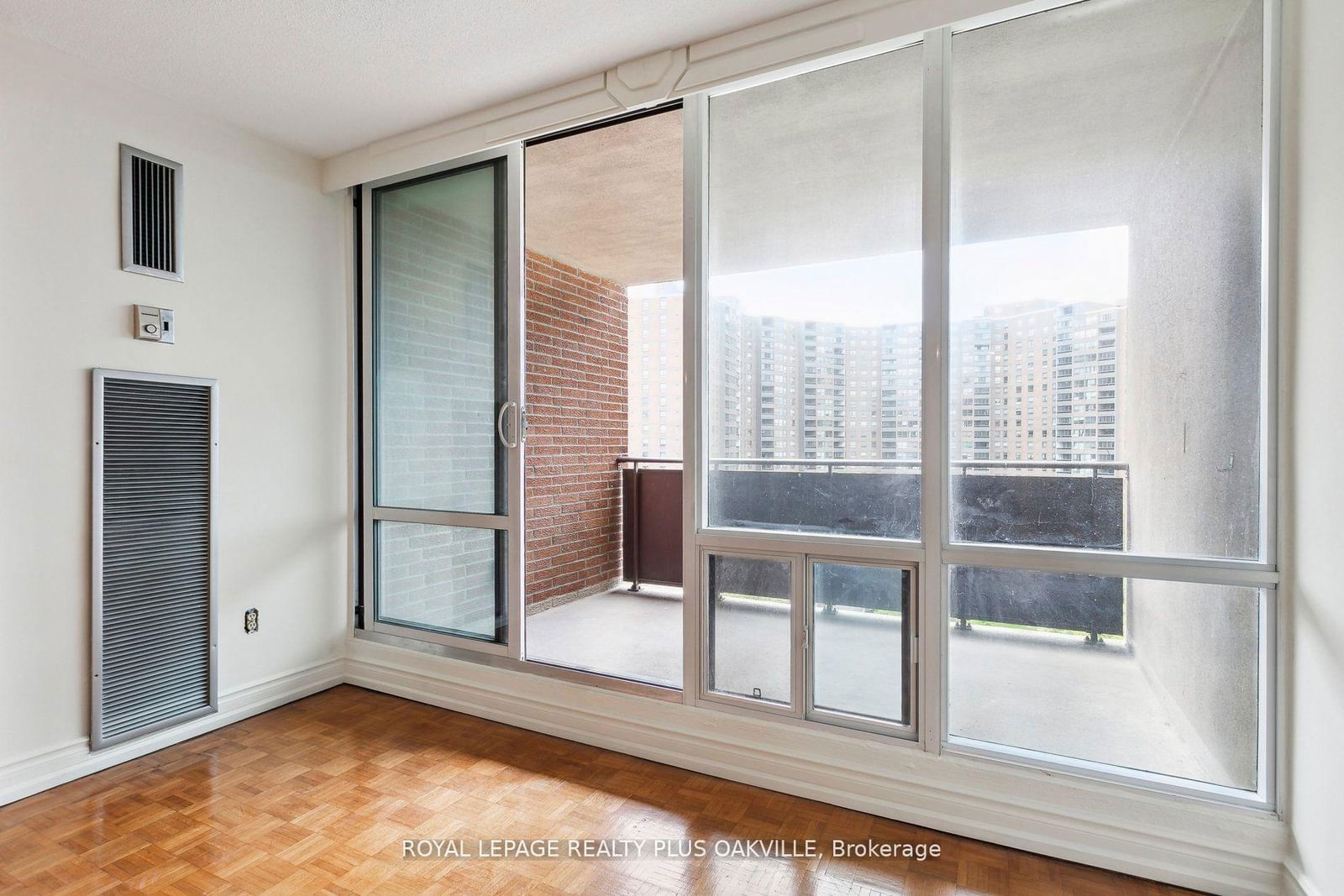 714 The West Mall W, unit 909 for sale - image #15