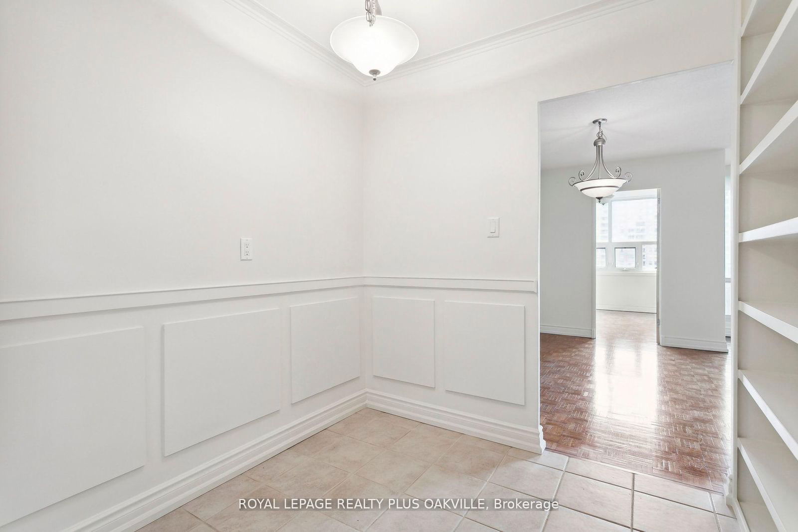 714 The West Mall W, unit 909 for sale - image #18