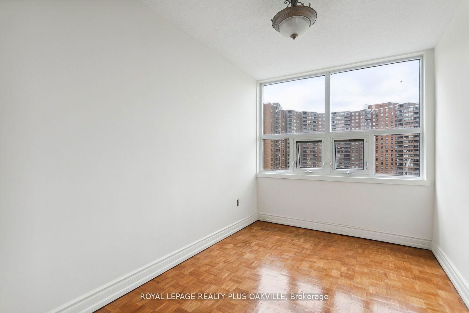 714 The West Mall W, unit 909 for sale - image #23