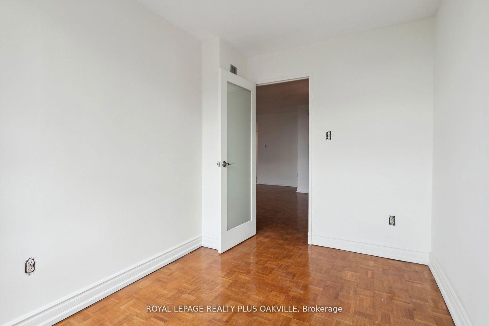 714 The West Mall W, unit 909 for sale - image #24