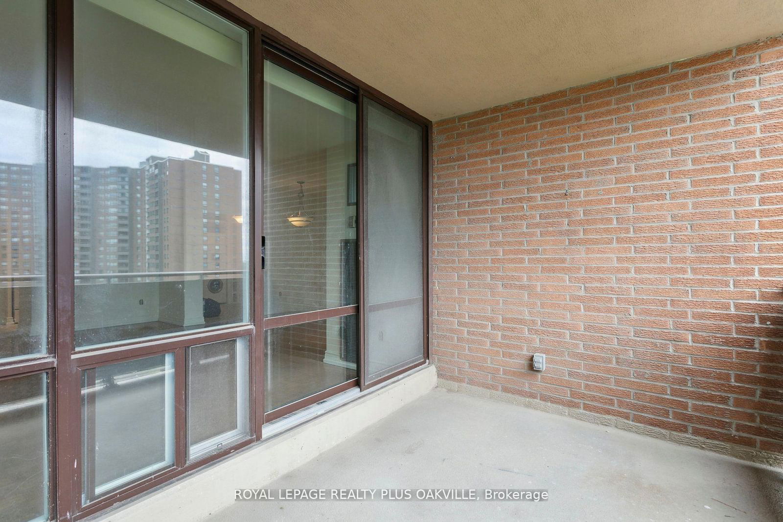 714 The West Mall W, unit 909 for sale - image #34