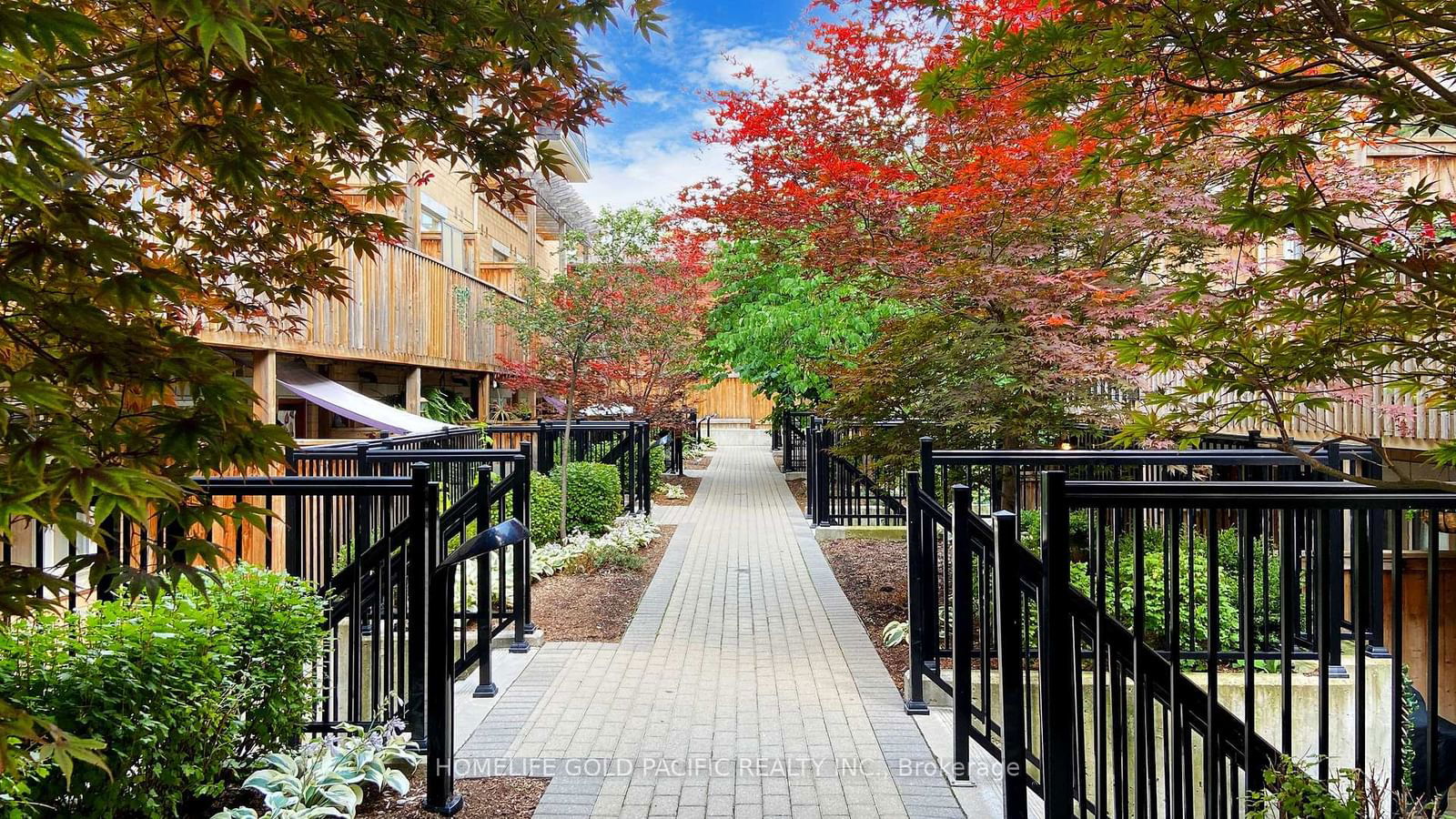 Baker Street Residences, York Crosstown, Toronto